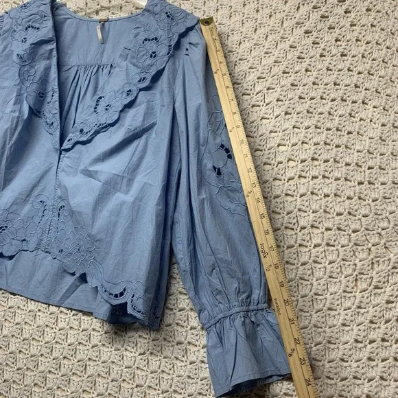 Free People Maisie Eyelet Blouson Top Women Sz M Blue Sleeve 100%Cotton - Picture 7 of 14